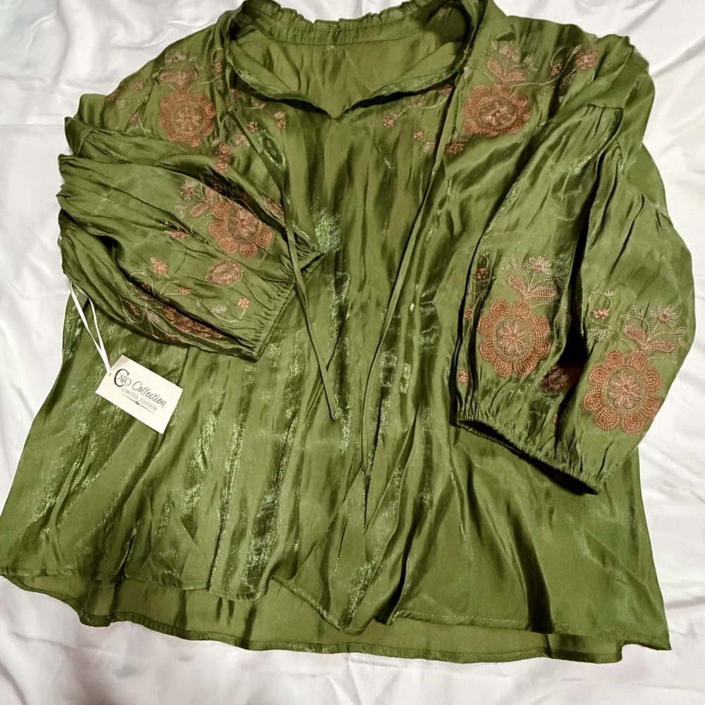 Plus size blouse